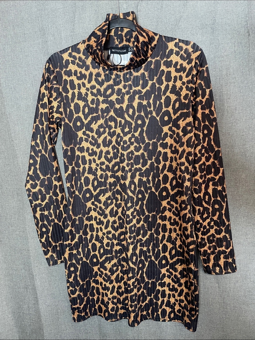 PrettyLittleThing Leopard Print Mini Dress Ribbed Mock Neck Long Sleeve size 10